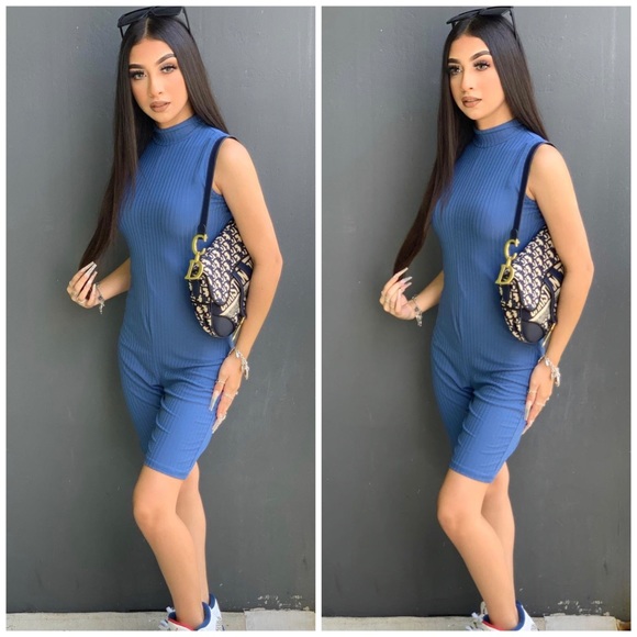 🆕Sleeveless mock neckline romper - Picture 2 of 9